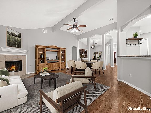 2nd image of 1810 Ashton Village Dr