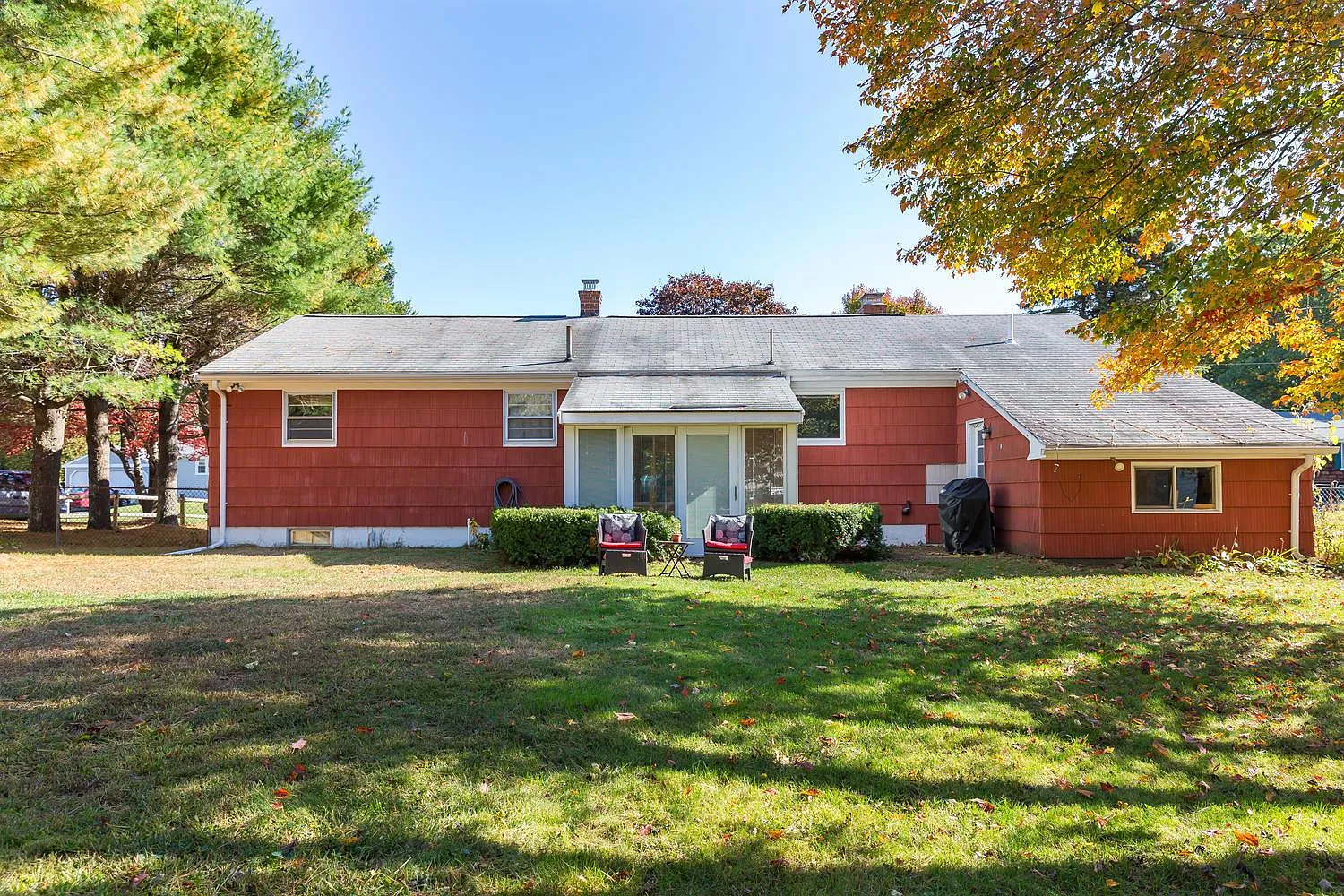 16 Jewett Rd — Photo 4