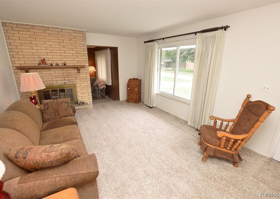 1108 Trotwood Ln, Flint, MI 48507 MLS 20230080530 Zillow