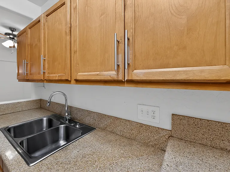 831 E Hedrick Dr #2 — Photo 30