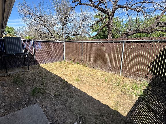 4th image of 5074 Gaddy Ct #5