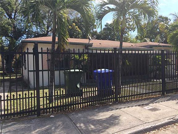 2nd image of 5641 NE Miami Ct