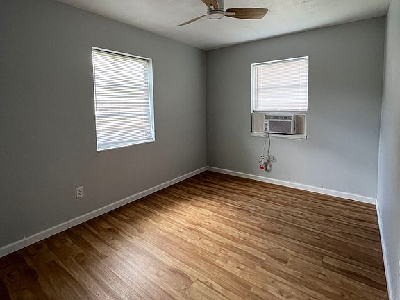 5th image of 1167 Ramble Ave