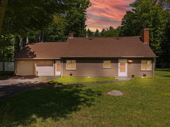 166 Purchase St, South Easton, MA 02375