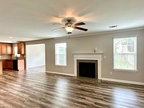 5th image of 229 Dellwood Dr