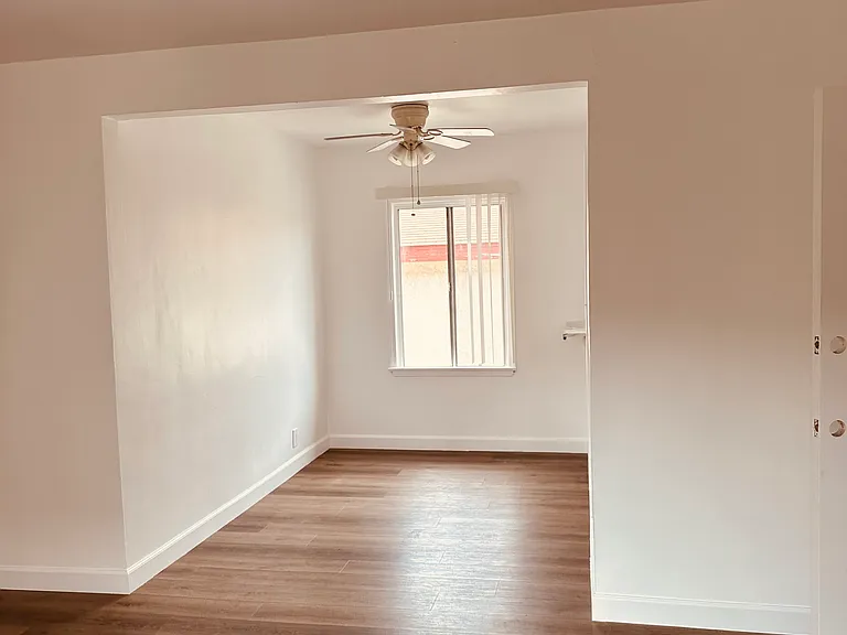 322 E Cedar Ave #A — Photo 5