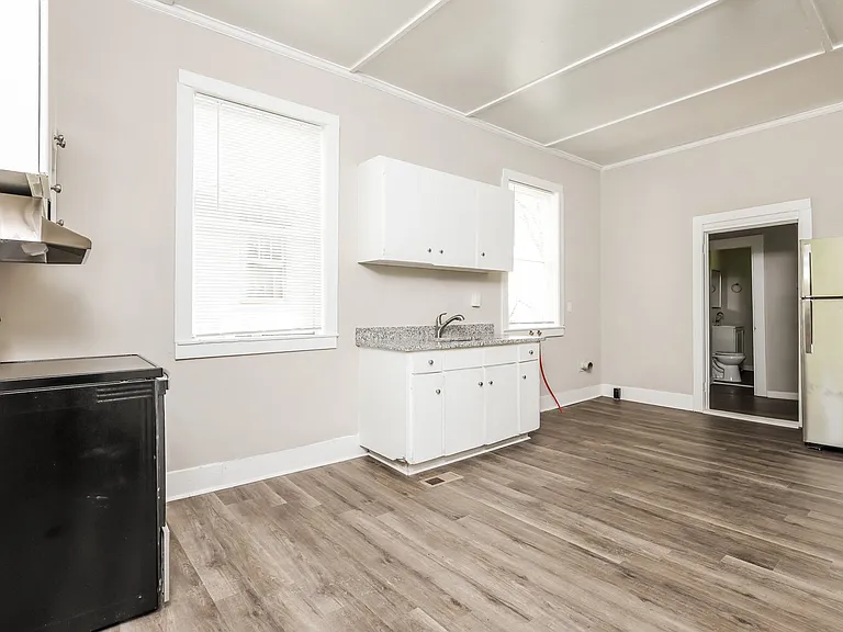 676021_021_dining_room_12886997.jpg