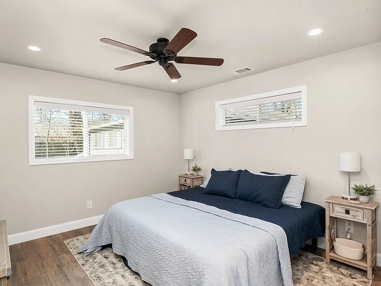 265 E 6th Ave #1 — Photo 12