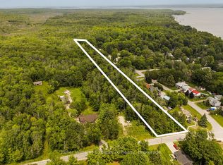 264 Peek A Boo Trl, Tiny, ON L9M 0B7