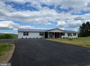 5827 Red Hill Rd, Keedysville, MD 21756