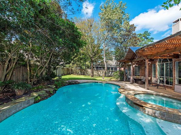 11 Crested Point Pl