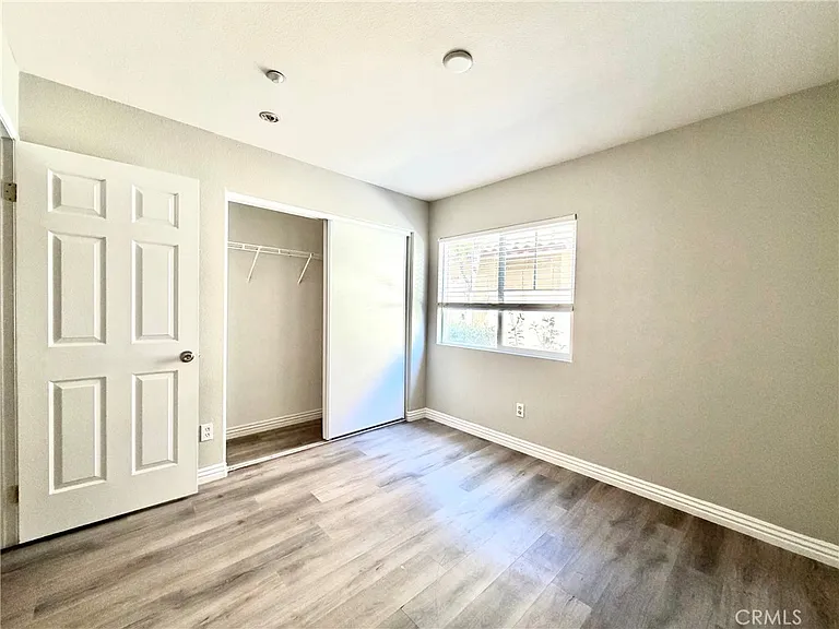 15637 Lasselle St — Photo 16