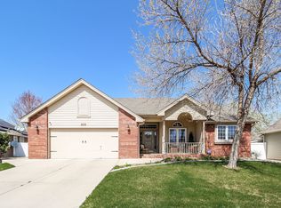 208 Poudre Pl, Windsor, CO 80550