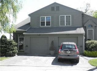 13A Cutters Grn, North Providence, RI 02904