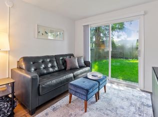 (Undisclosed Address), Eugene, OR 97401