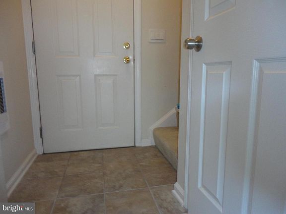 3rd image of 225 King Farm Blvd #225