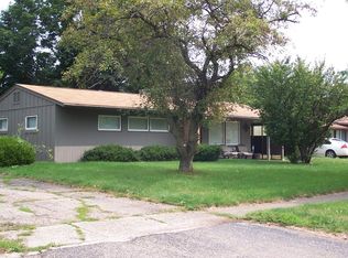 1806 Penbrook Ln, Flint, MI 48507