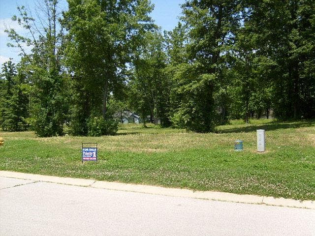 1st image of 417 Bayside Dr