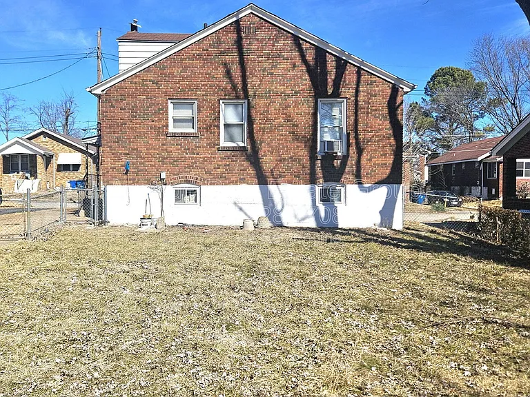 1942 Damato Ct — Photo 14