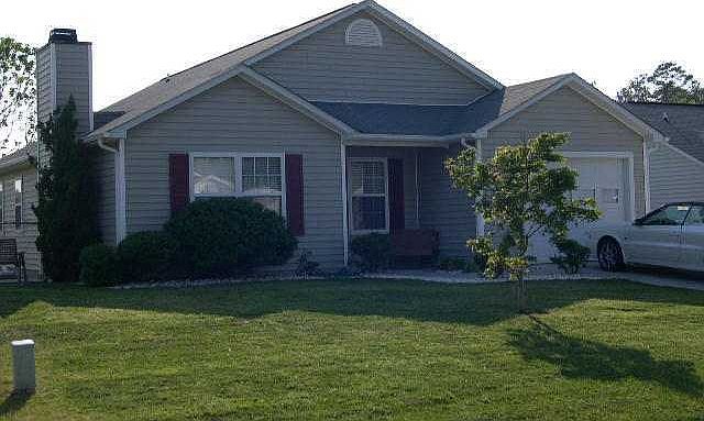 1st image of 813 S Dogwood Ln