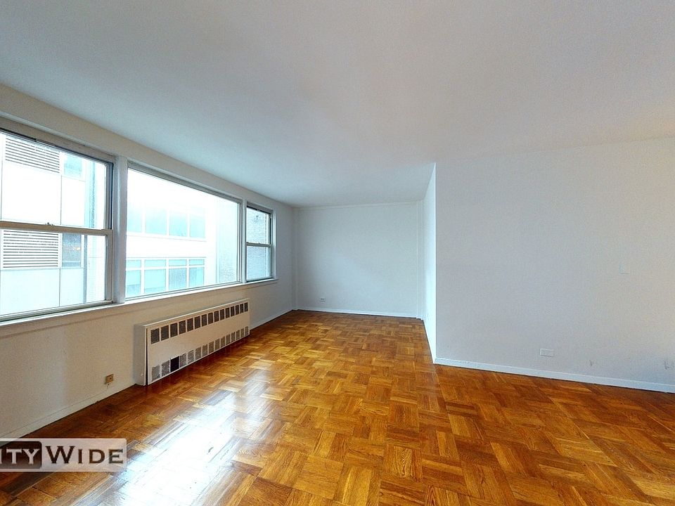 2nd image of 160 E 55th St APT 6E