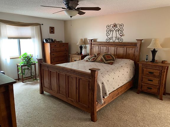 18.5X14 Master suite