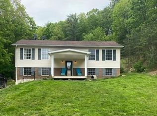 117 Imperial Ln, Sugar Grove, WV 26815