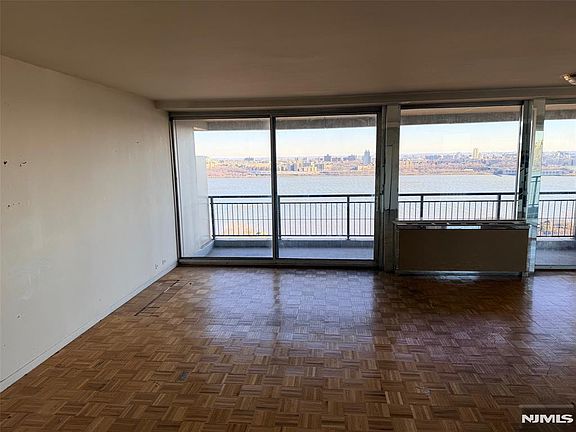 5th image of 2 Horizon Rd APT 1030
