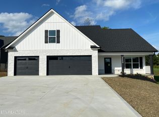 3250 Lobetti Rd, Knoxville, TN 37931