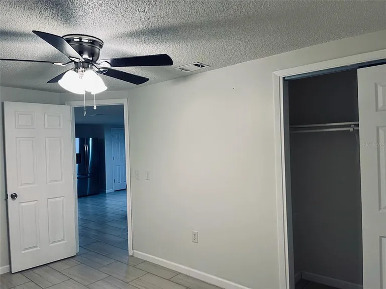 5323 Satsuma Dr — Photo 20
