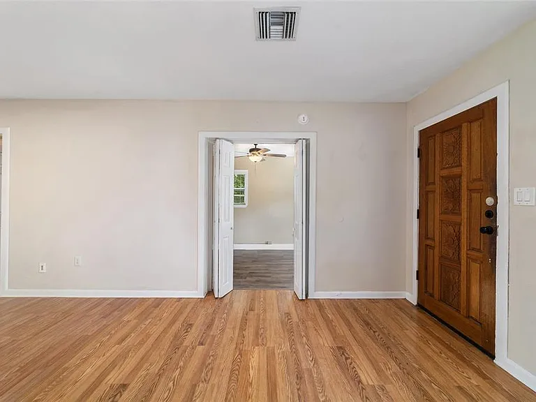 2936 SE 13th St — Photo 7