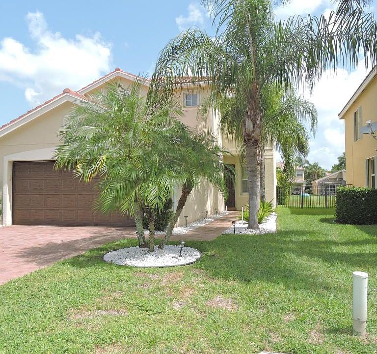 1st image of 7661 Corkwood Ave