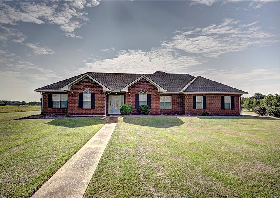 1st image of 206 Celina Dr
