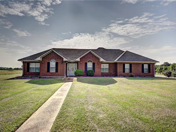 206 Celina Dr, Natchitoches, LA 71457