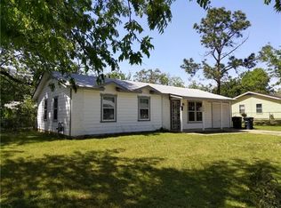 4908 Tahoe Dr, Fort Worth, TX 76119