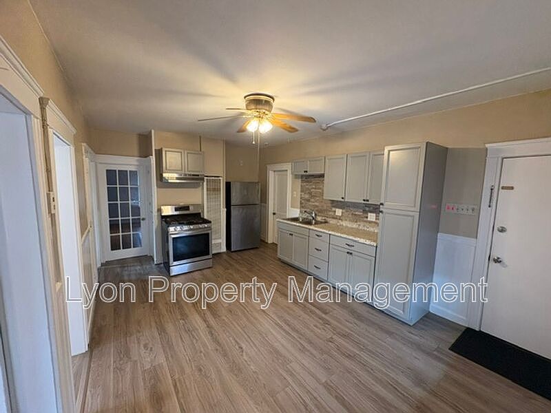 1st image of 352 Manville Rd Unit 3R