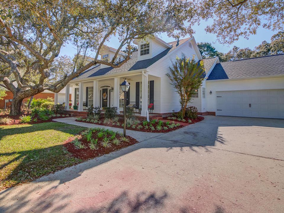 1st image of 4406 Windrush Dr