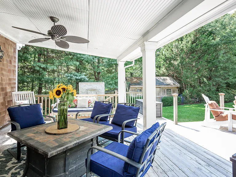 Lillian Ln — Photo 20