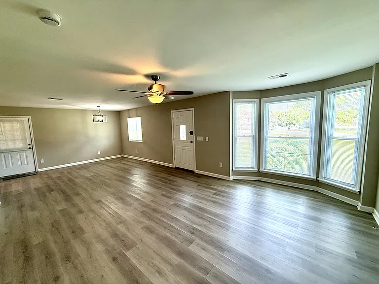 2618 Mashburn Rd — Photo 6