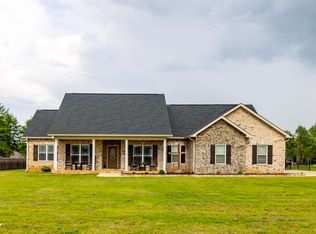 810 John E Sullivan Rd, Byron, GA 31008