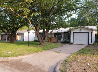 3716 Bluebell Dr, Everman, TX 76140