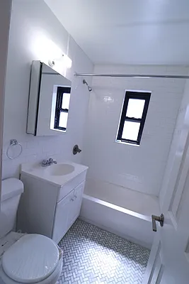 Rented by A&E Real Estate Management | media 5