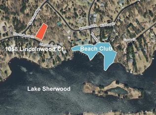 1058 Lincolnwood Ct, Nekoosa, WI 54457