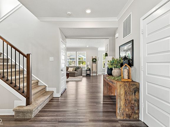 5th image of 5948 Weldra Dr