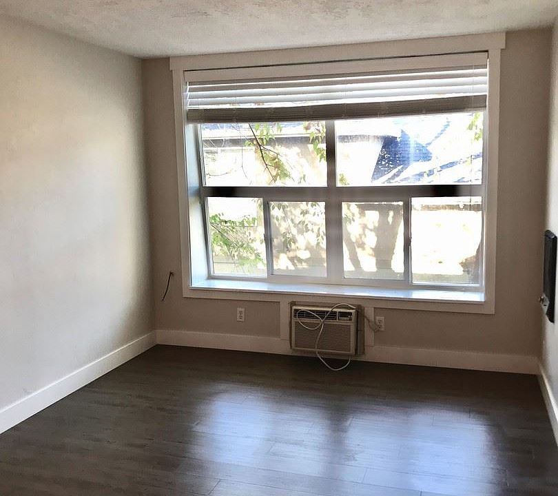 2nd image of 828 S 500 E APT 9