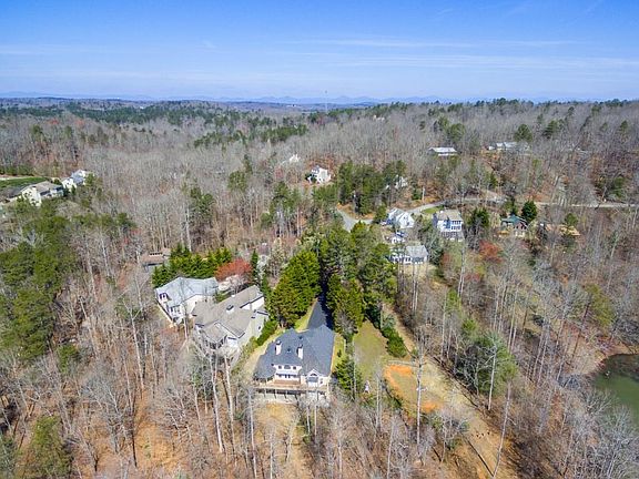 4th image of 504 Mill Cove Dr