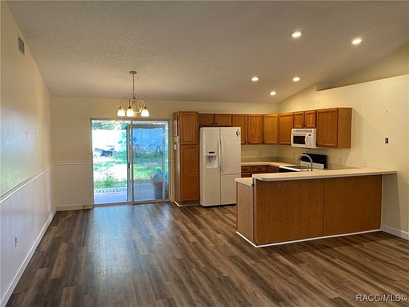 5th image of 10077 E Lake Estates Dr