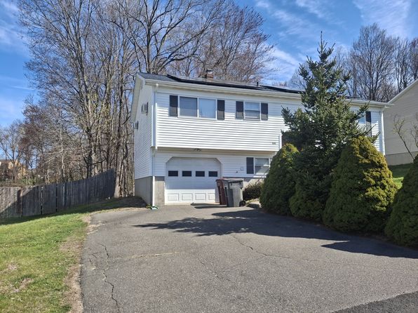 56 Bluebird Dr, Naugatuck, CT 06770