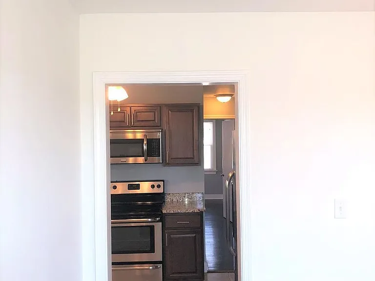 1406 Little John Rd — Photo 14