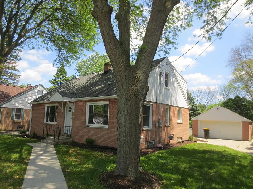 1st image of 8026 N 44th St